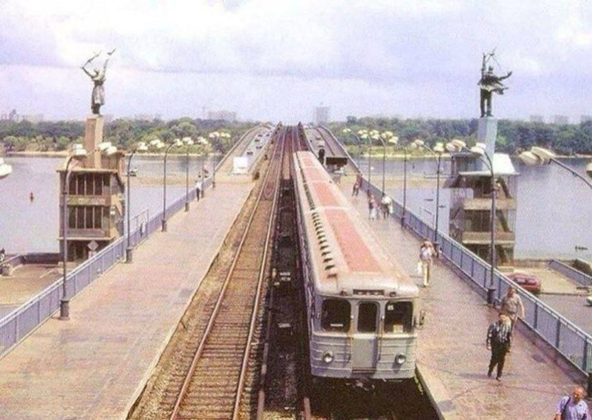 Станція метро "Дніпро": історія та архітектура Київської станції