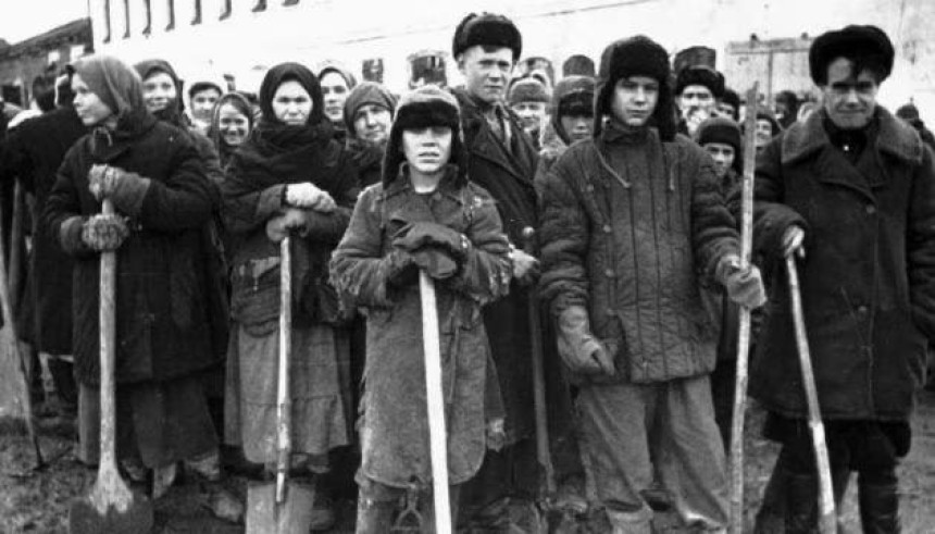 Українці на примусовій праці в Німеччині 1942: образи життя